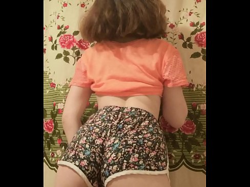 ❤️ Seksega juna bebo demetas sian pantalonon ĉe fotilo ❤️❌ Nur porno ĉe eo.villagesexvideos.ru