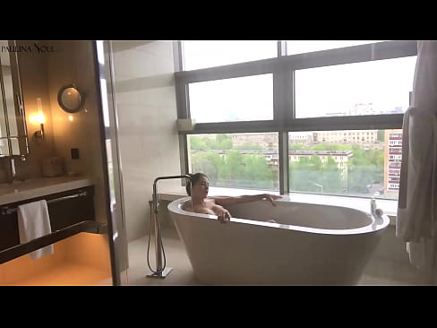 ❤️ Terura bebo Pasie ŝerĉas sian kuzon en la banĉambro ❤️❌ Nur porno ĉe eo.villagesexvideos.ru